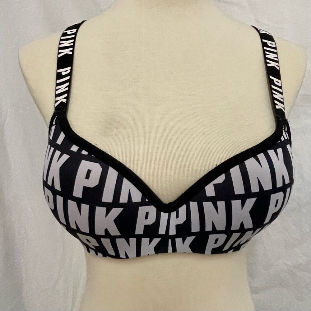 SOLD Victoria’s Secret PINK Ultimate Sport Bra (S)